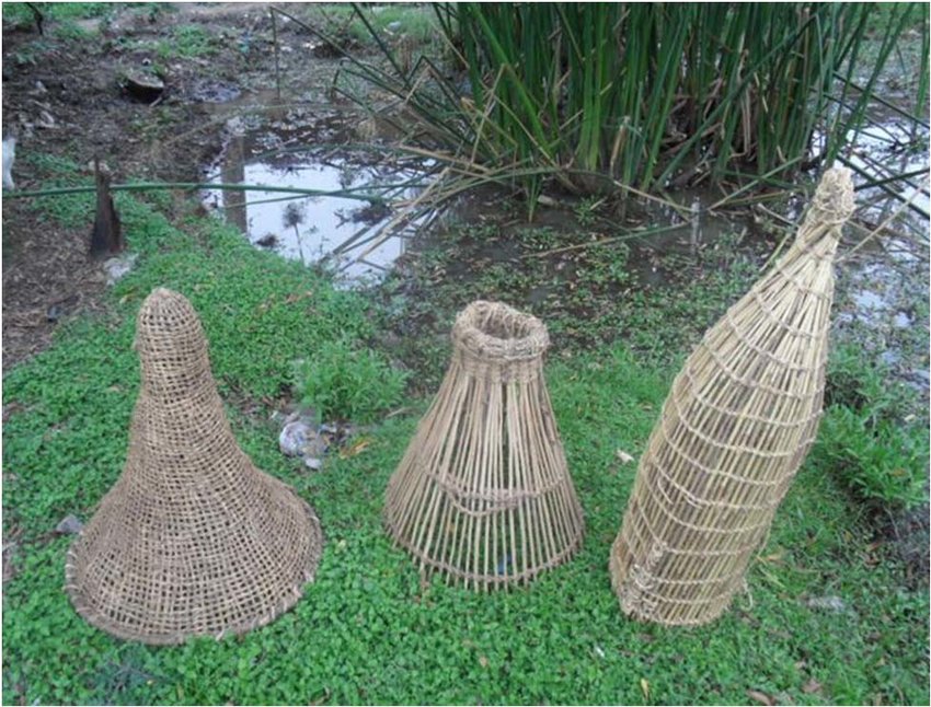 Traditional fishing traps from left ounga, sienyo and osadhi.
