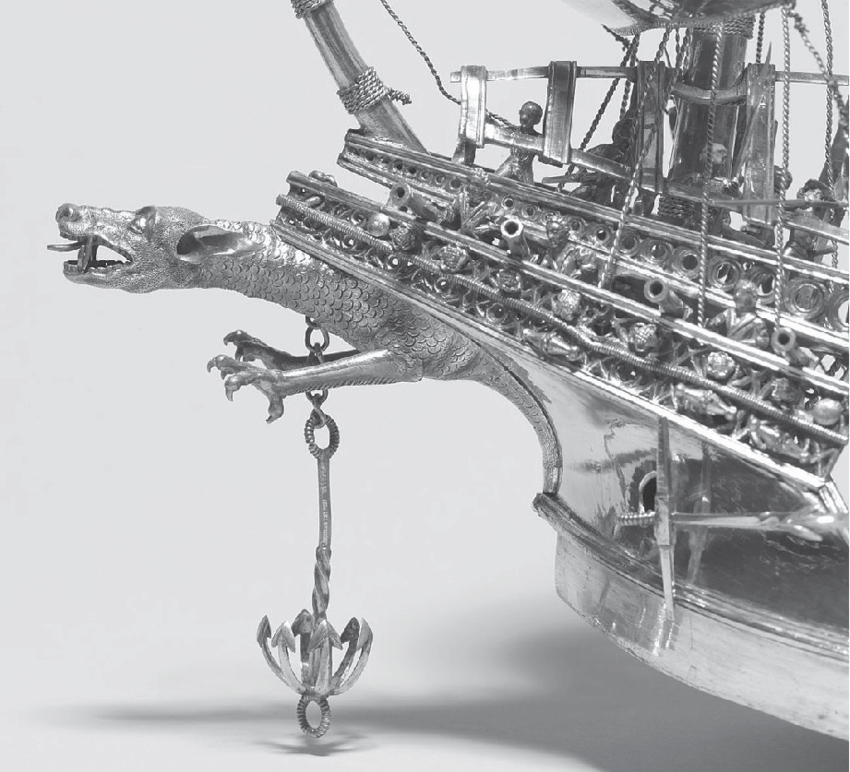 On the the Schlüsselfeld model, made in 1503, the dragon is on its way out of the shipand the stern lacks all forms of dragon-like ornament (Germanisches Nationalmuseum, Nürnberg, HG2146, Leihgabe der Johann Carl von Schlüsselfelder)